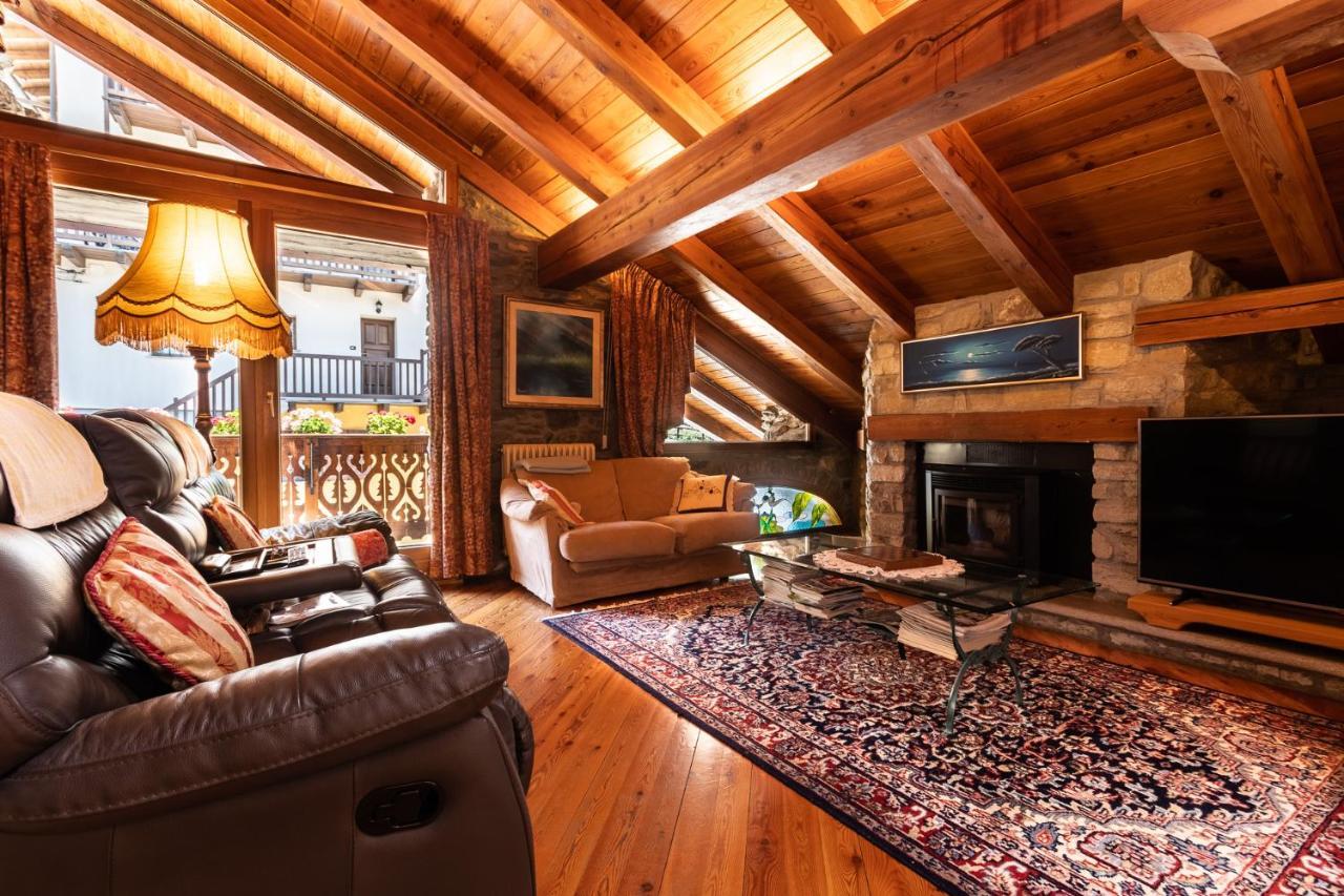 L'Atelier Du Temps - Woodstone Villa Aosta Kültér fotó