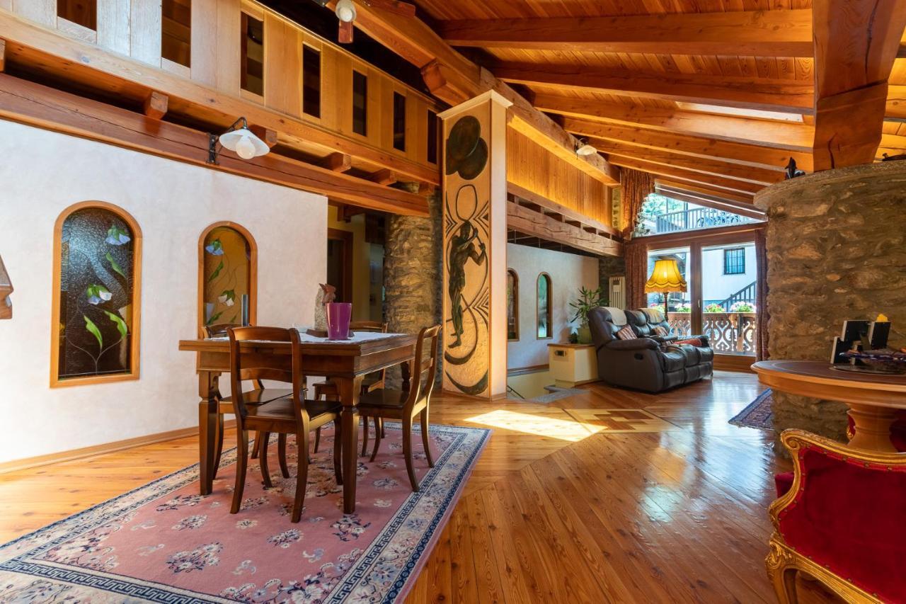 L'Atelier Du Temps - Woodstone Villa Aosta Kültér fotó